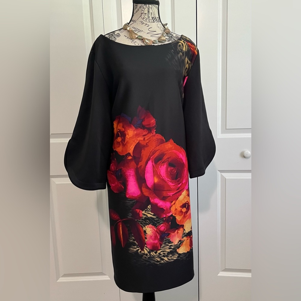 Julian Taylor New York size 16.